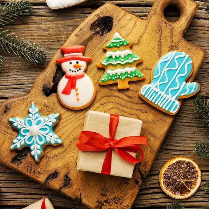 Christmas Cookie Cutters Set of 9 Pieces, Wmtidene Cookie Cutters Shapes for Winter Holiday, Metal includes Christmas Tree,Snowflake,Gingerbread Men,Angel,Star,Mitten,Candy Cane,Snowman