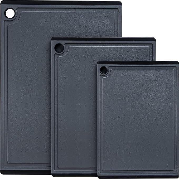 Kikcoin Plastic Cutting Boards for Kitchen, 3-Piece Large Cutting Board Set Dishwasher Safe Chopping Boards with Non-slip Feet and Juice Grooves, Gray