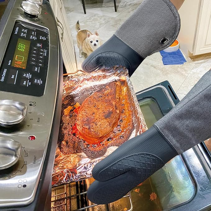 Professional Microwave Silicone Oven Mitts one Pair, Kitchen Mitten Set | Heat Resistant with 500 Degrees Oven Gloves Pot Holder for BBQ Cooking Baking (Gray)