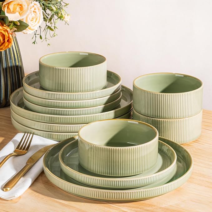 Ceramic Dinnerware Set for 4, 12-Piece Plates and Bowls Set | Lightweight Porcelain Dish Set, Scratch Resistant, Oven & Microwave & Dishwasher Safe, Duck Egg Green