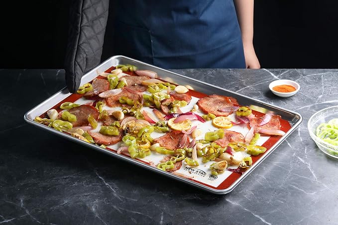 New Star Foodservice 530271 Commercial Grade Silicone Baking Mat Non Stick Pan Liner, 14 x 20 inch (Two-Thirds Size)