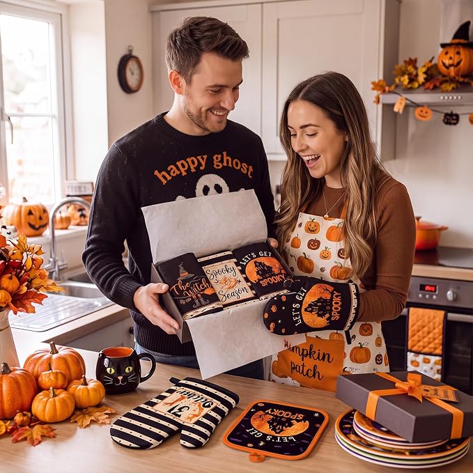 SiliFine 12 Pcs Halloween Spooky Kitchen Accessories Set Pumpkin Witch Pot Holders Ghost House Oven Mitts Spider Bat Kitchen Towels for Halloween Home Decorations, Cooking Baking