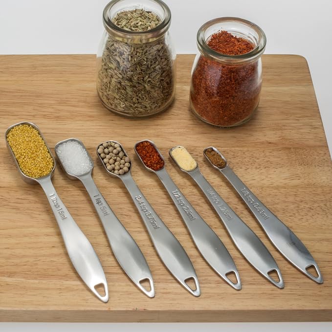 6-Piece 18/8 Stainless Steel Measuring Spoons Set, Silver | Six Engraved US and Metric Sizes From 1/8 TSP to 1 Tbsp Fit Narrow Spice Jars and Stay Together On an O-shaped Ring