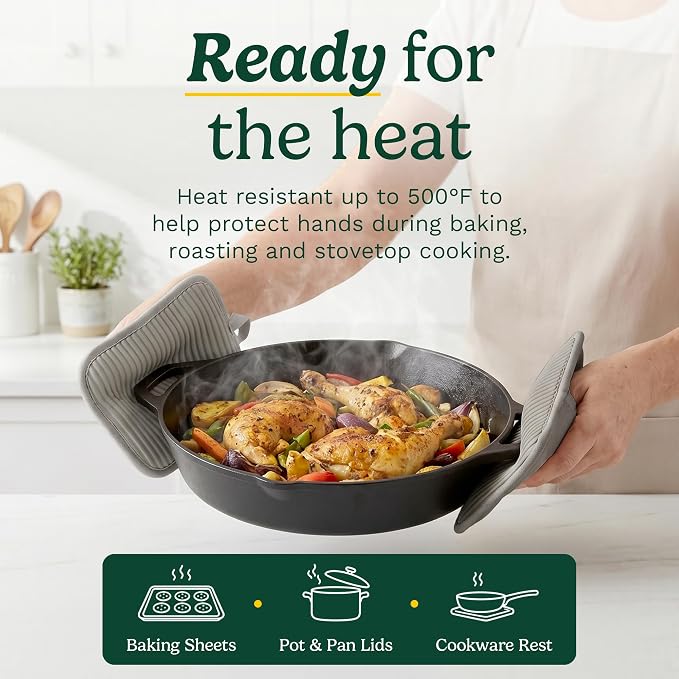 Cuisinart Silicone Pot Holders, Set of 2 7"x9", Heat Resistant 500F | Non-slip grip back is waterproof, hand pocket for secure hold, doubles as a trivet, wipe clean, hanging loop