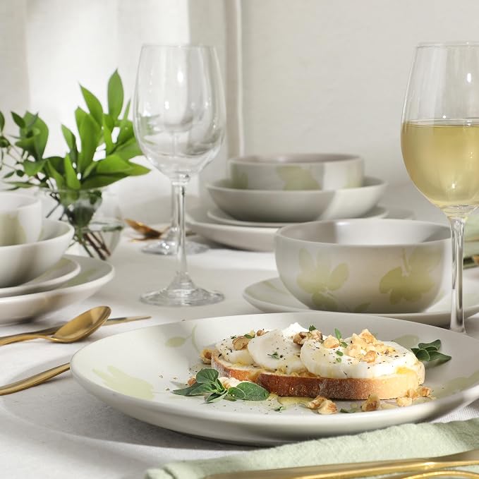 Gibson Home Admiral Hall Plates and Bowls Set, 16-Piece Floral Dinnerware Set, Green Stoneware Dish Set, Dinner Plates, Salad Plates, Pasta Bowls & Cereal Bowls