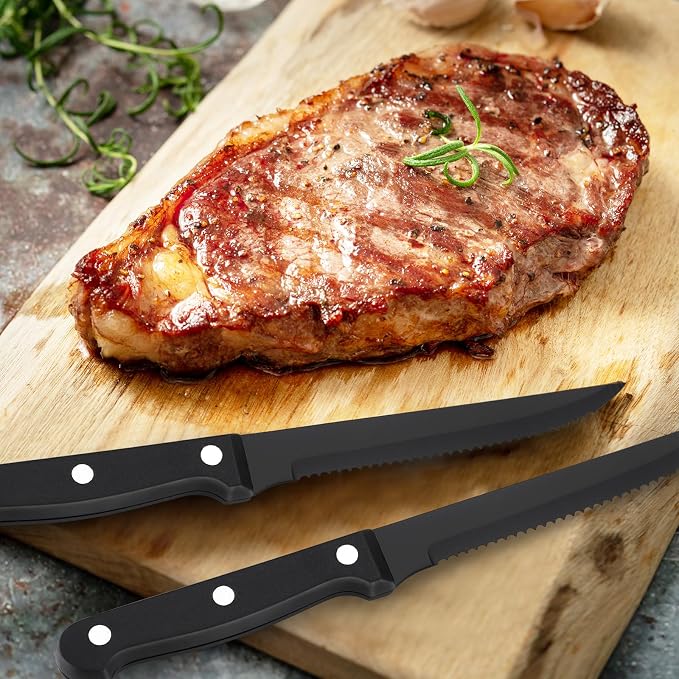 Steak Knife Sets, SANLUNS Kitchen Chef Knife Set & Serrated Knives of 8 - Professional Design Collection - Razor-Sharp High Carbon Stainless Steel Dinner Knives with Ergonomic Handles (8 Pcs - Black)