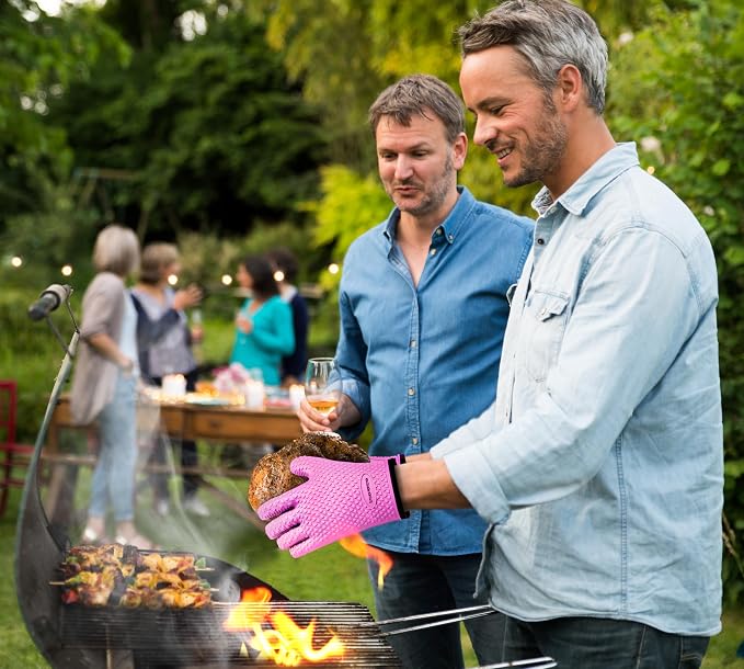 KITCHEN PERFECTION S Silicone Smoker BBQ Gloves - Heat Resistant Oven Mitts | Waterproof, 5-Finger Design For A Better Grip, for Pitmasters, Meat Smoking, Grilling, Cooking, Frying Turkey | Grill Gift