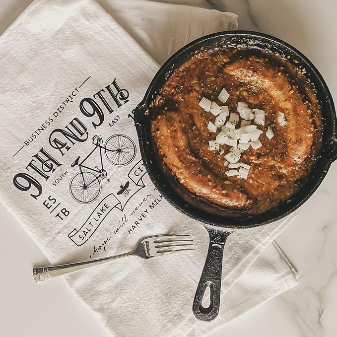 8 Inch Round Medium Pre-Seasoned Cast Iron Skillet