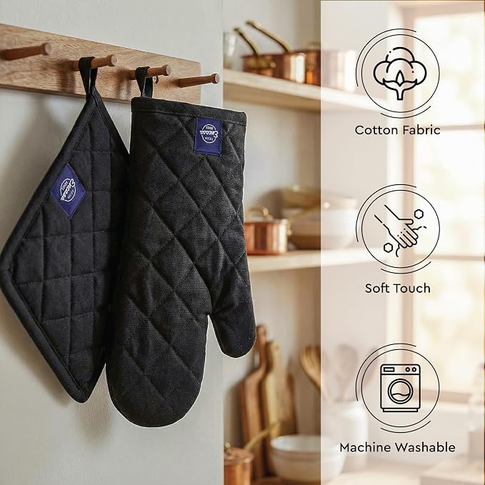 Encasa XO Oven Mitts and Pot Holders Set, Heat Resistant Cotton | Full Black, Diamond Quilted | Non-Slip Grip | Microwave & Oven Safe | Hanging Loop | Machine Washable | Set of 2