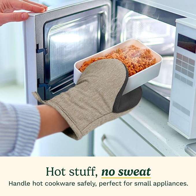 Cuisinart Mini Oven Mitts, 2-Pack, Neoprene Grip, Heat Resistant 350F | Cotton-lined, non-slip neoprene palm, ambidextrous design, ideal for smaller hands and everyday cooking
