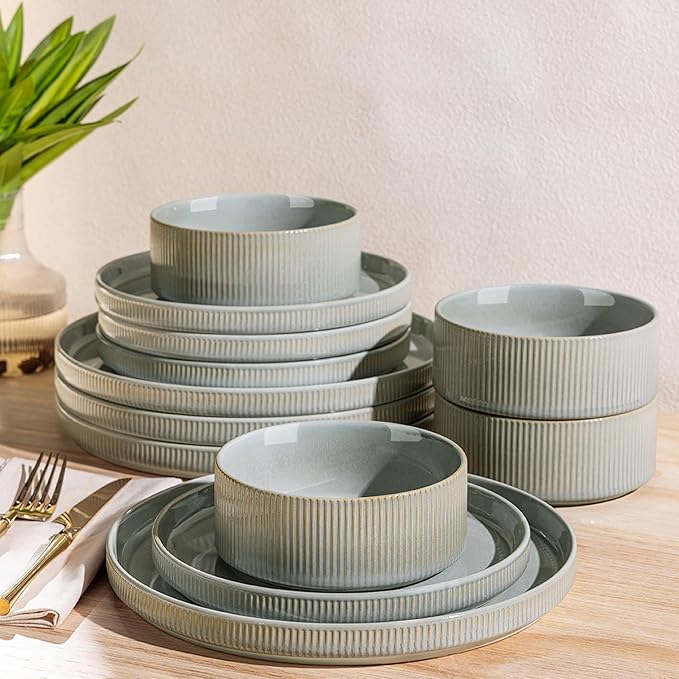 Ceramic Dinnerware Set for 4, 12-Piece Plates and Bowls Set | Lightweight Porcelain Dish Set, Scratch Resistant, Oven & Microwave & Dishwasher Safe, Desert Sage