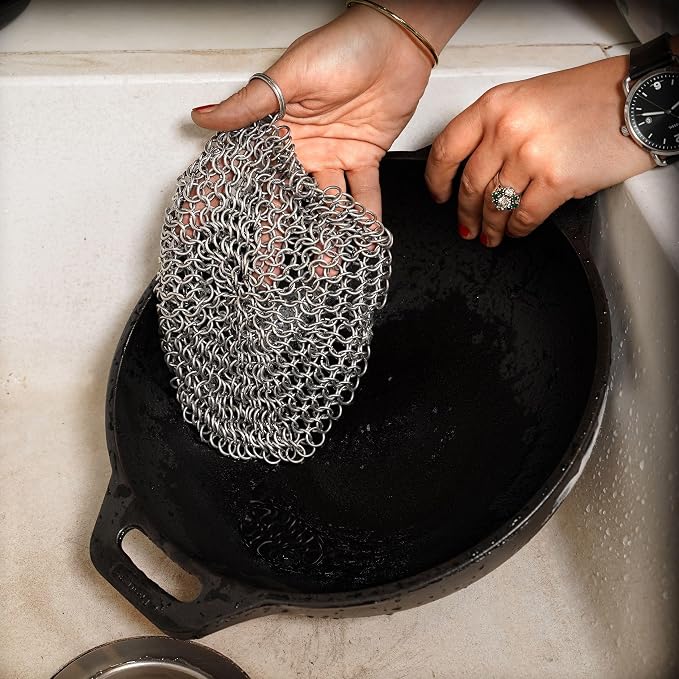 Cast Iron Cleaner 4.5" x 4.5" 316L Stainless Steel Chainmail Scrubber Round For Cast Iron Pan Griddle Skillet Dutch Oven Wok, Pan Pot BBQ Grills