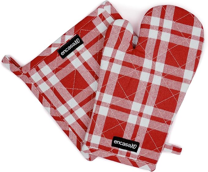 Encasa XO Oven Mitts and Pot Holders Set, Heat Resistant Cotton | Franca Red Checks, Diamond Quilted | Non-Slip Grip | Microwave & Oven Safe | Hanging Loop | Machine Washable | Set of 2