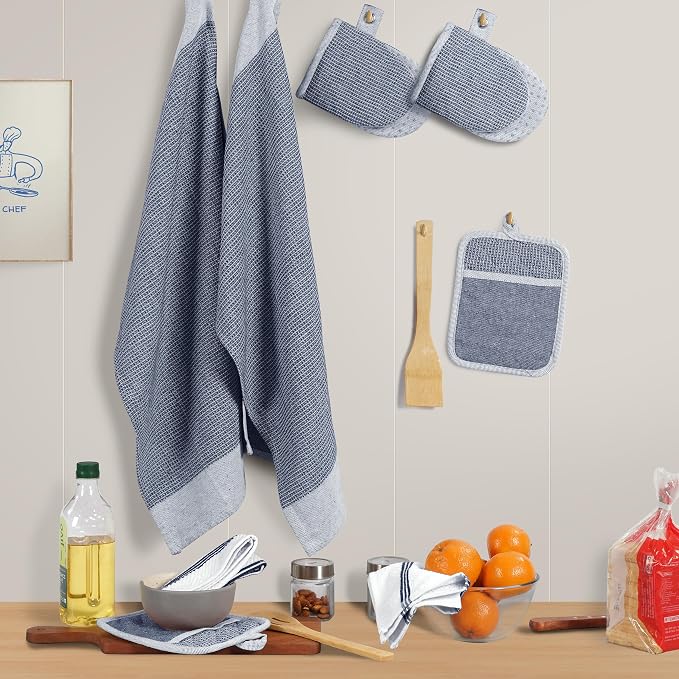 Casa Platino Mini Oven Mitts Set, 8-Piece – 500°F Heat Resistant Silicone Oven Mitt, Potholders for Kitchens, 2 Kitchen Towels & 2 Dish Cloths – Non-Slip & Durable – Indigo