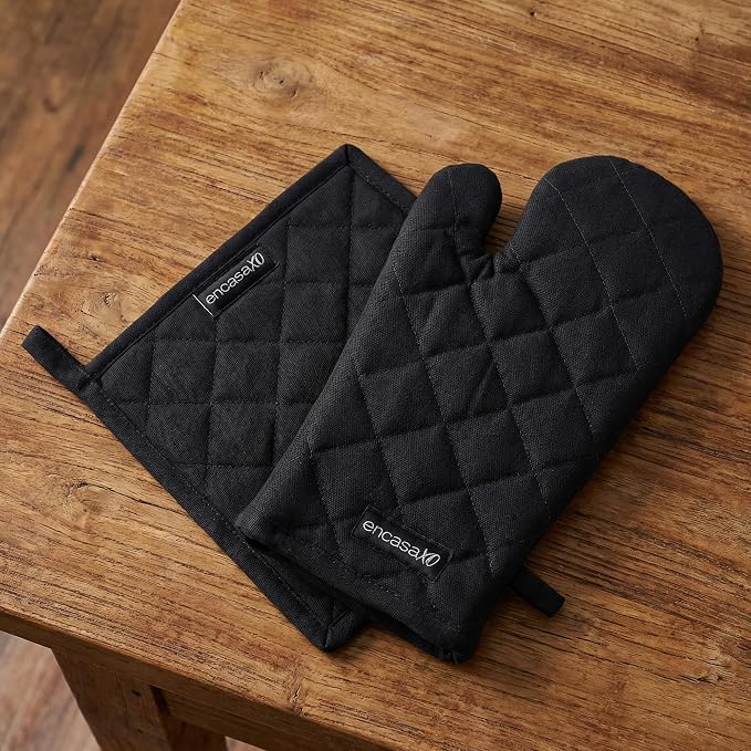 Encasa XO Oven Mitts and Pot Holders Set, Heat Resistant Cotton | Full Black, Diamond Quilted | Non-Slip Grip | Microwave & Oven Safe | Hanging Loop | Machine Washable | Set of 2