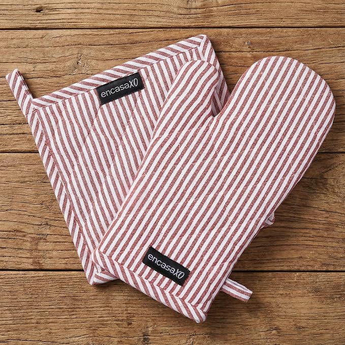 Encasa XO Oven Mitts and Pot Holders Set, Heat Resistant Cotton | Ticking Red, Diamond Quilted | Non-Slip Grip | Microwave & Oven Safe | Hanging Loop | Machine Washable | Set of 2