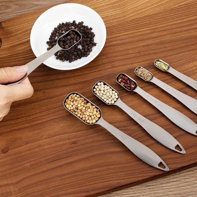 6-Piece 18/8 Stainless Steel Measuring Spoons Set, Dark Gray | Six Engraved US and Metric Sizes From 1/8 TSP to 1 Tbsp Fit Narrow Spice Jars and Stay Together On an O-shaped Ring