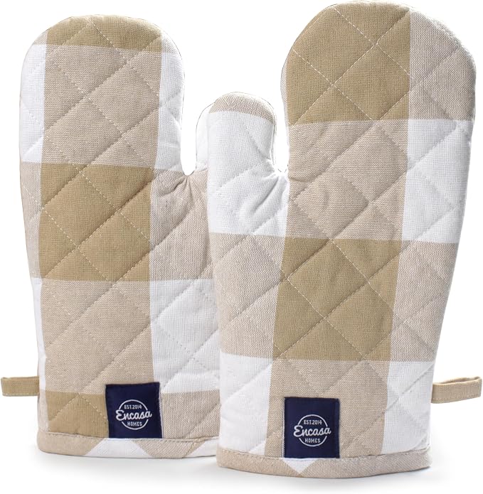 Encasa XO Oven Mitts, Heat Resistant Kitchen Gloves, Microwave | Buffalo Beige Checks, 100% Cotton | Diamond Quilted Insulation | Pot Holders | Hanging Loop | Barbecue & Grill | Set of 2
