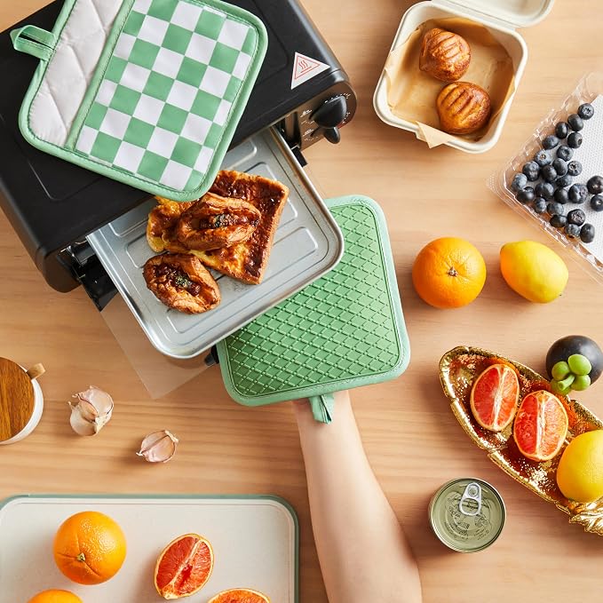 Ohocut Sage Green Checkered Pot Holder, Checkerboard Potholders for Kitchen, Silicone Pot Holders with Pocket for Kitchen Clearance 2 Pack Set, Hot Pads and Oven Mitts for Cooking Baking