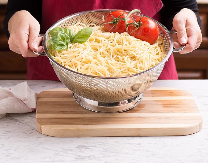 Bellemain Stainless Steel Colander for Kitchen, 3 Qt Pasta & Rice Strainer