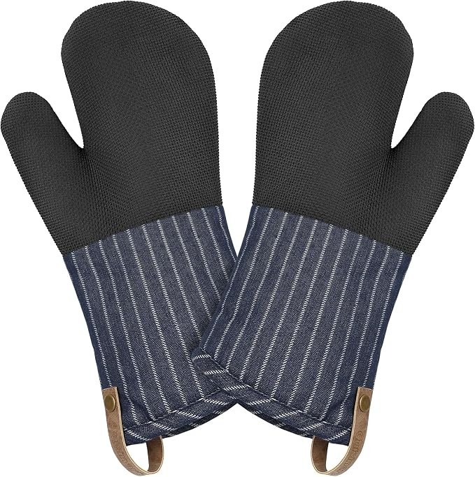 Cuisinart Heritage Kitchen Oven Mitts, Heat-Resistant, 2-Pack, 7"x13" | Non-slip neoprene palm grips up to 350°F, long cuff shields forearms, hang loop for storage, handles cast iron and grilling