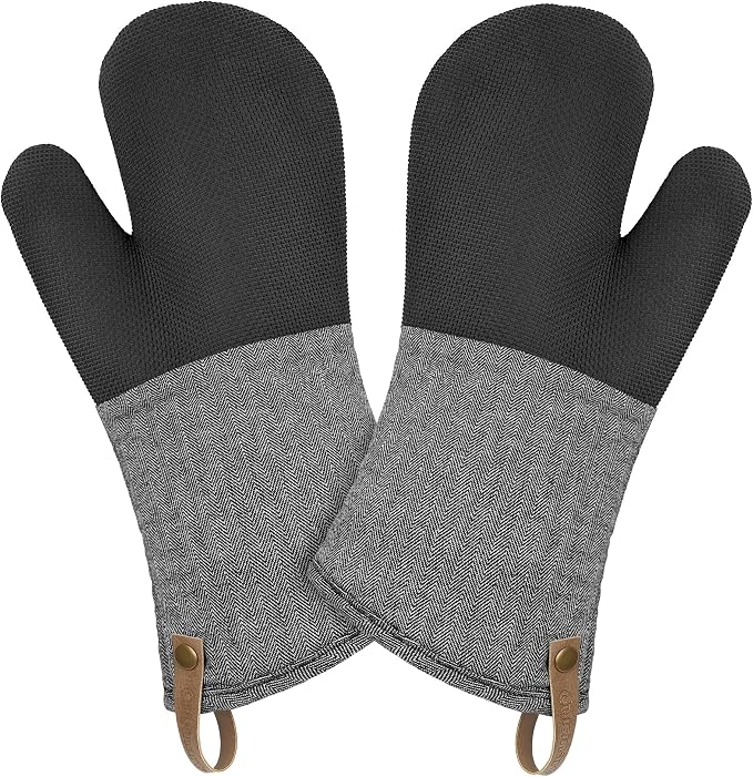 Cuisinart Heritage Kitchen Oven Mitts, Heat-Resistant, 2-Pack, 7"x13" | Non-slip neoprene palm grips up to 350°F, long cuff shields forearms, hang loop for storage, handles cast iron and grilling