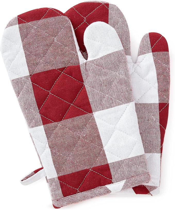 Encasa XO Oven Mitts, Heat Resistant Kitchen Gloves, Microwave | Buffalo Red Checks, 100% Cotton | Diamond Quilted Insulation | Pot Holders | Hanging Loop | Barbecue & Grill | Set of 2
