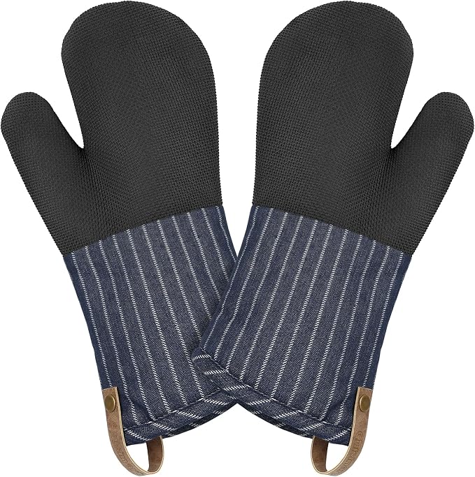 Cuisinart Heritage Kitchen Oven Mitts, Heat-Resistant, 2-Pack, 7"x13" | Non-slip neoprene palm grips up to 350°F, long cuff shields forearms, hang loop for storage, handles cast iron and grilling