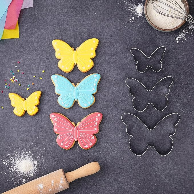 3 Pcs Butterfly Cookie Cutter Set, Stainless Steel Butterflies Shaped Baking Molds, Sandwich Cutter, Butterfly Fondant Biscuit Cutters for Biscuit, DIY Cake Craft, Pastry Decoration (3 Sizes)