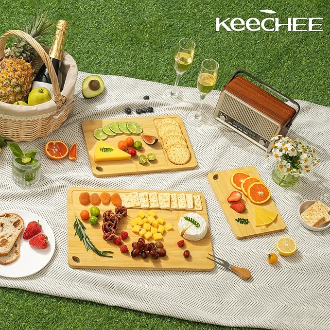 Keechee Bamboo Cutting Board, Cutting Board for Kitchen with Handles | Non Toxic, Resisted-Cracking&Curling, Deep Juice Groove, Side Handles,Cross-Laminated Structure, Knife-Friendly, Gifts Ready