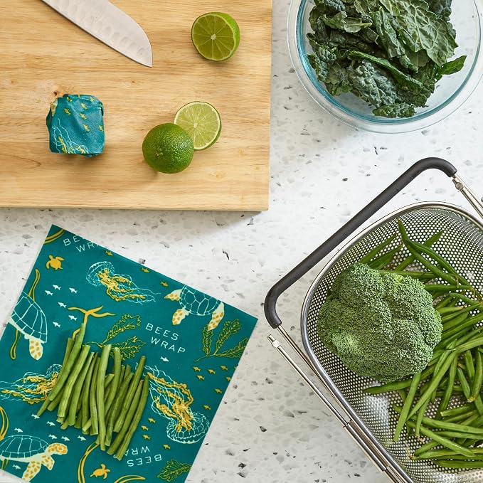 Bee's Wrap Beeswax Food Wraps, 2 Medium & Sandwich Pack - Ocean | Organic Beeswax Wraps - Plastic Free - Reusable Food Storage - Lunches & Leftovers - Made in USA